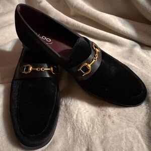 Aldo Velvet Black Loafers with Gold Chain